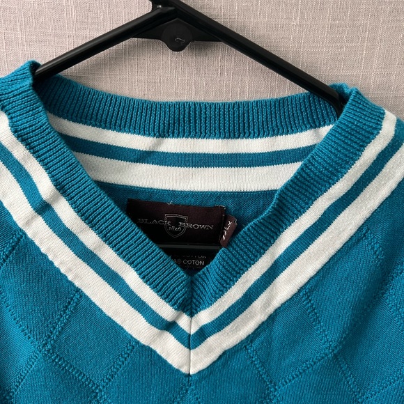 Black Brown men v-neck sweater, size XL - Picture 2 of 4